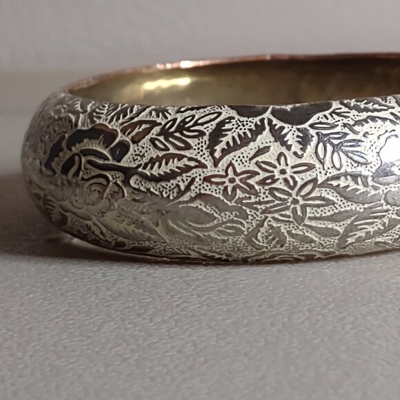 Vintage Engraved Design 8 Inch Metal Flower Bangle - Picture 3 of 7